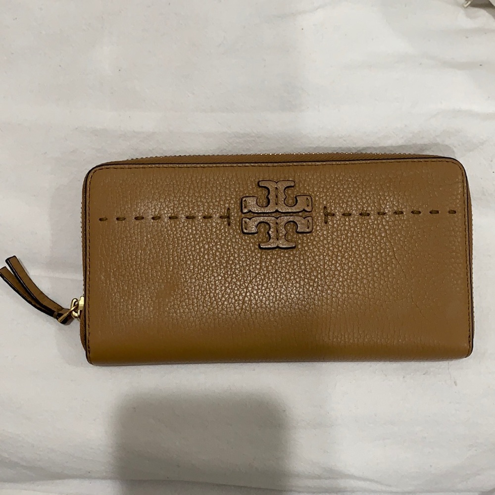 McGraw Leather Continental Zip Wallet